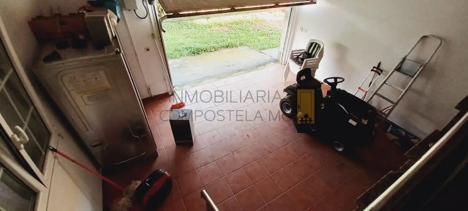 Chalet con finca en venta Freiria teo