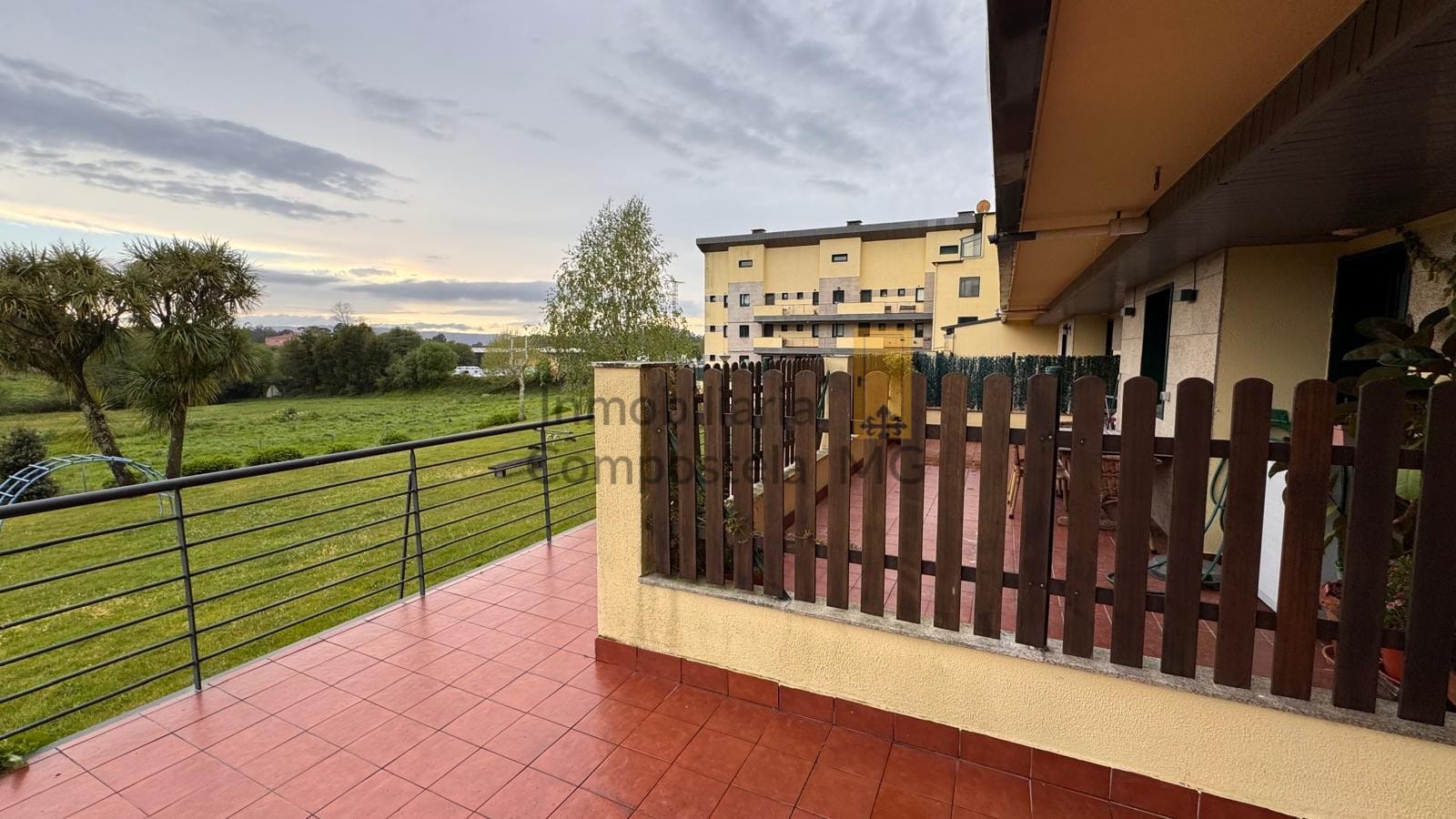 Dúplex en venta en Calle ESPIÑO , Teo (25)