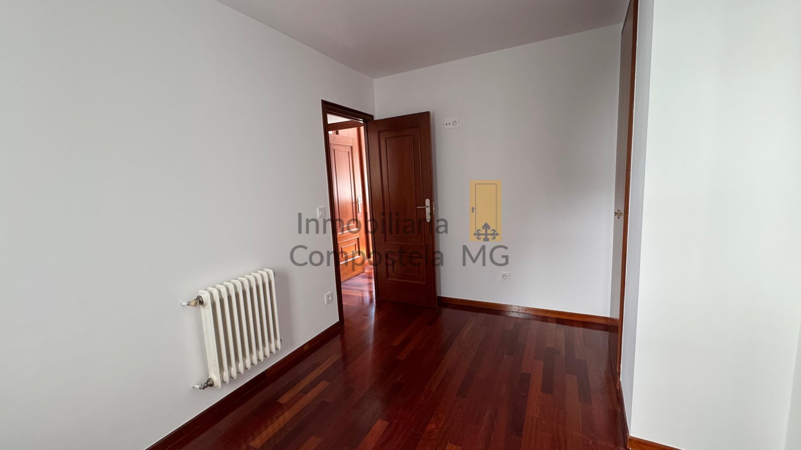 PISO EN ALQUILER EN O MILLADOIRO (19)