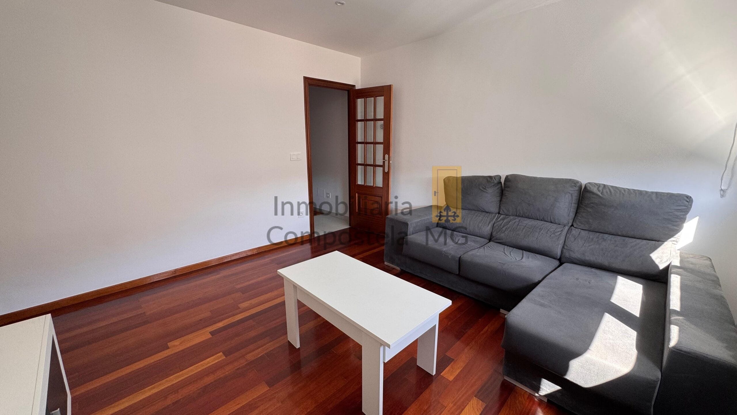 PISO EN ALQUILER EN O MILLADOIRO (20)