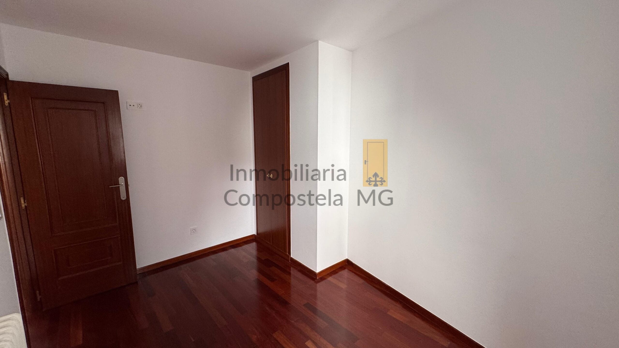 PISO EN ALQUILER EN O MILLADOIRO (6)