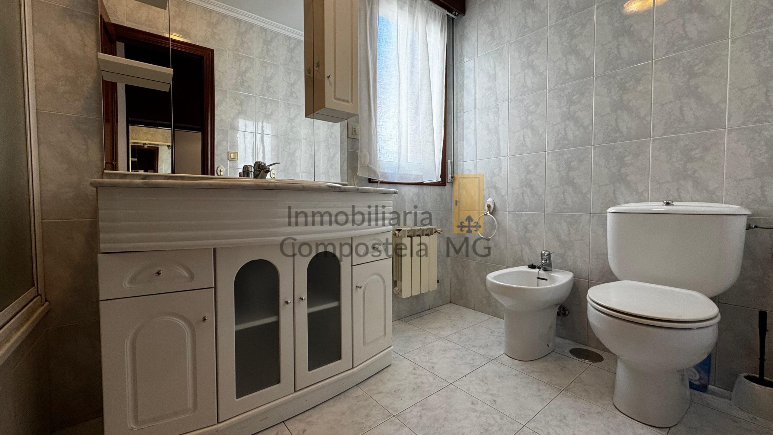 Piso en alquiler en Calle Pardiñeiros (13)