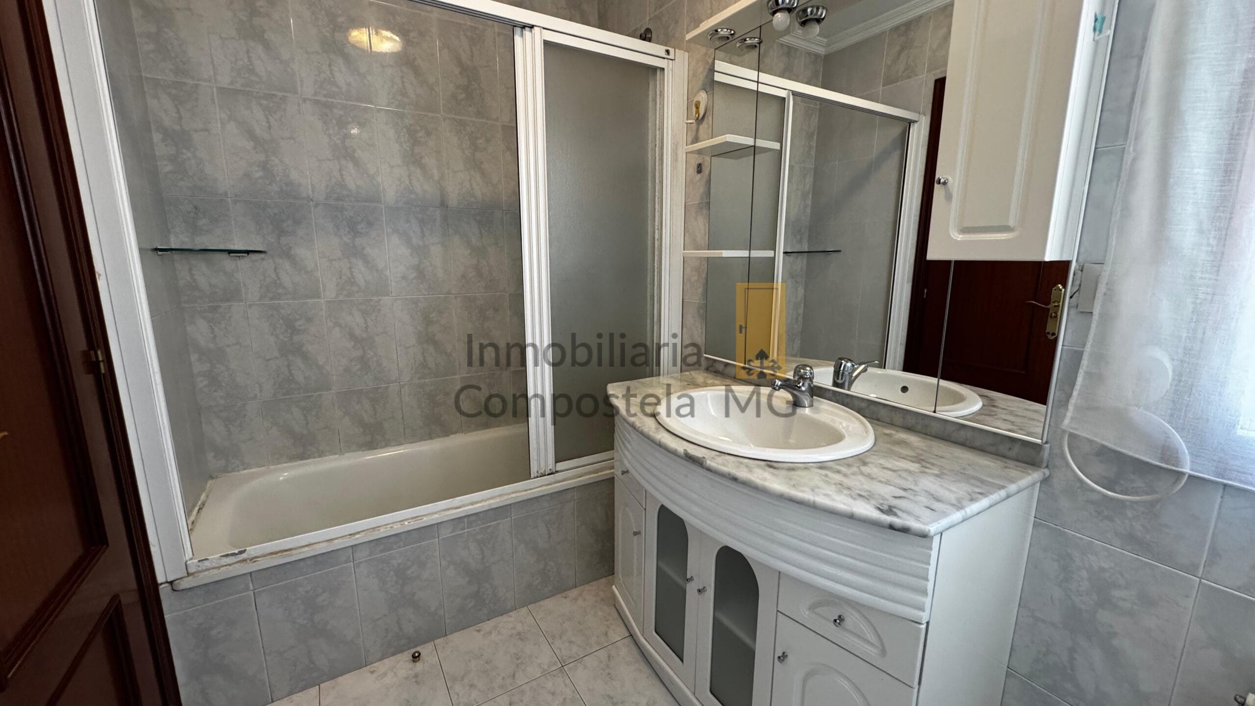 Piso en alquiler en Calle Pardiñeiros (14)