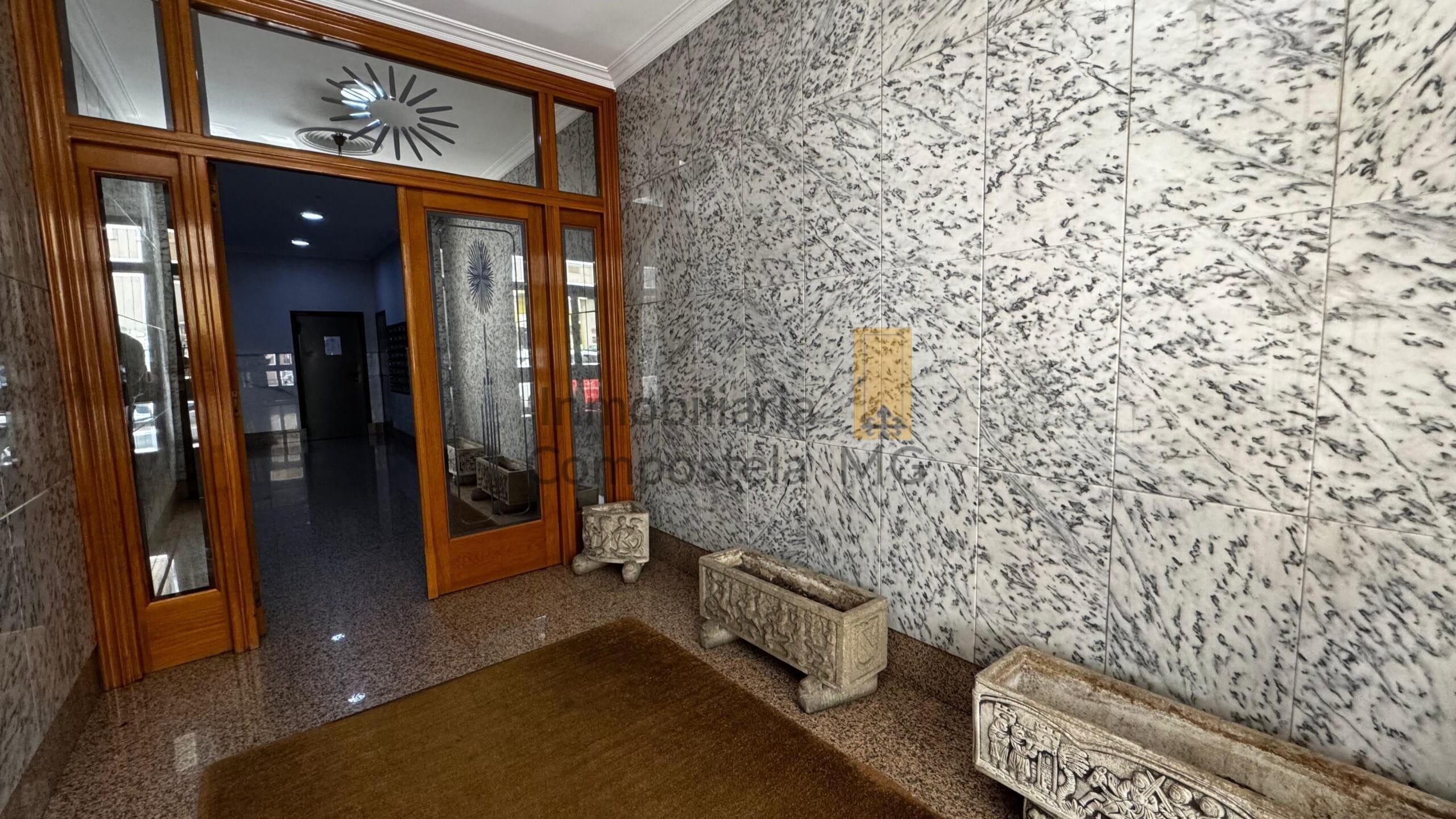 Piso en alquiler en Calle Pardiñeiros (27)