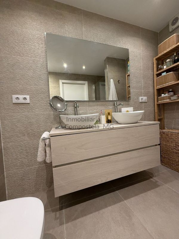 chalet en venta en Santiago de Compostela (1)