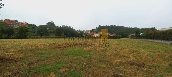 terreno en venta en Ames (7)