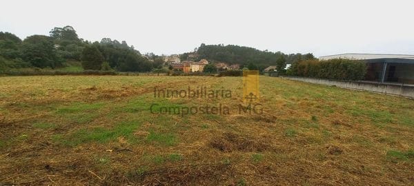 terreno en venta en Ames (9)