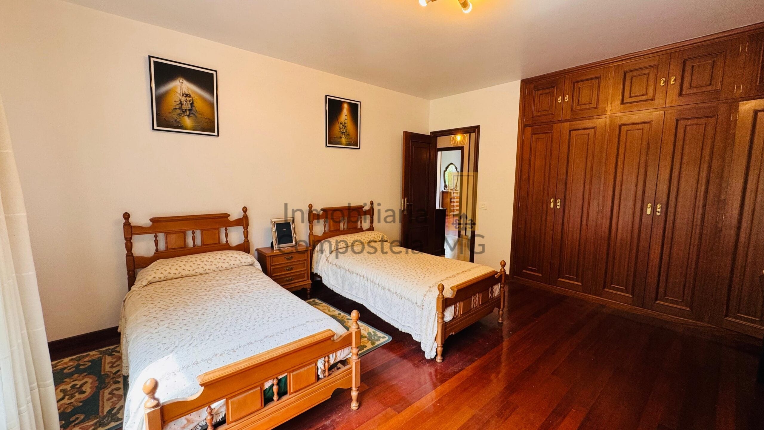 Casa Chalet independiente en venta en Calle do Romaño (21)
