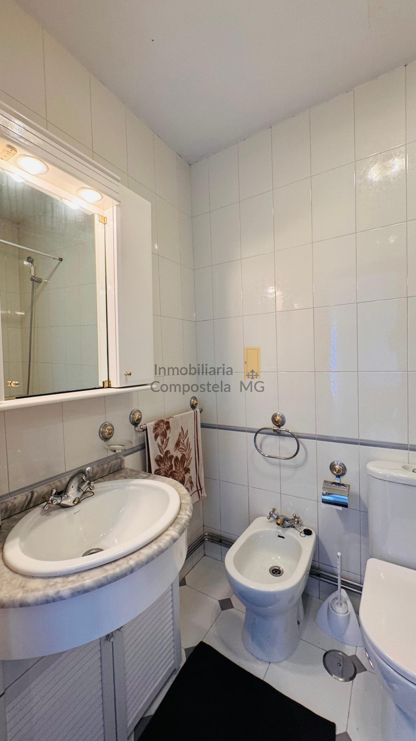 Casa Chalet independiente en venta en Calle do Romaño (26)