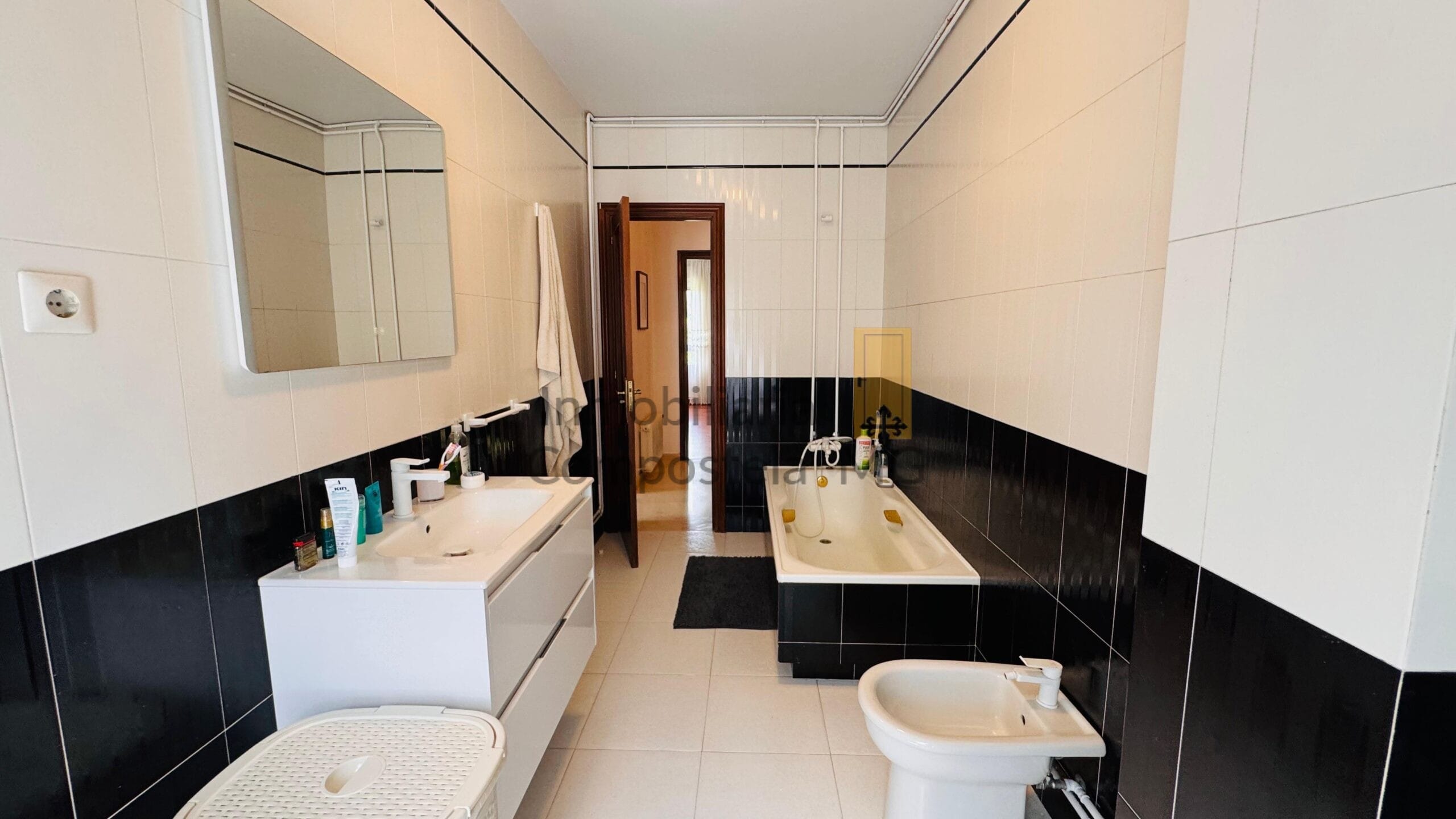 Casa Chalet independiente en venta en Calle do Romaño (30)