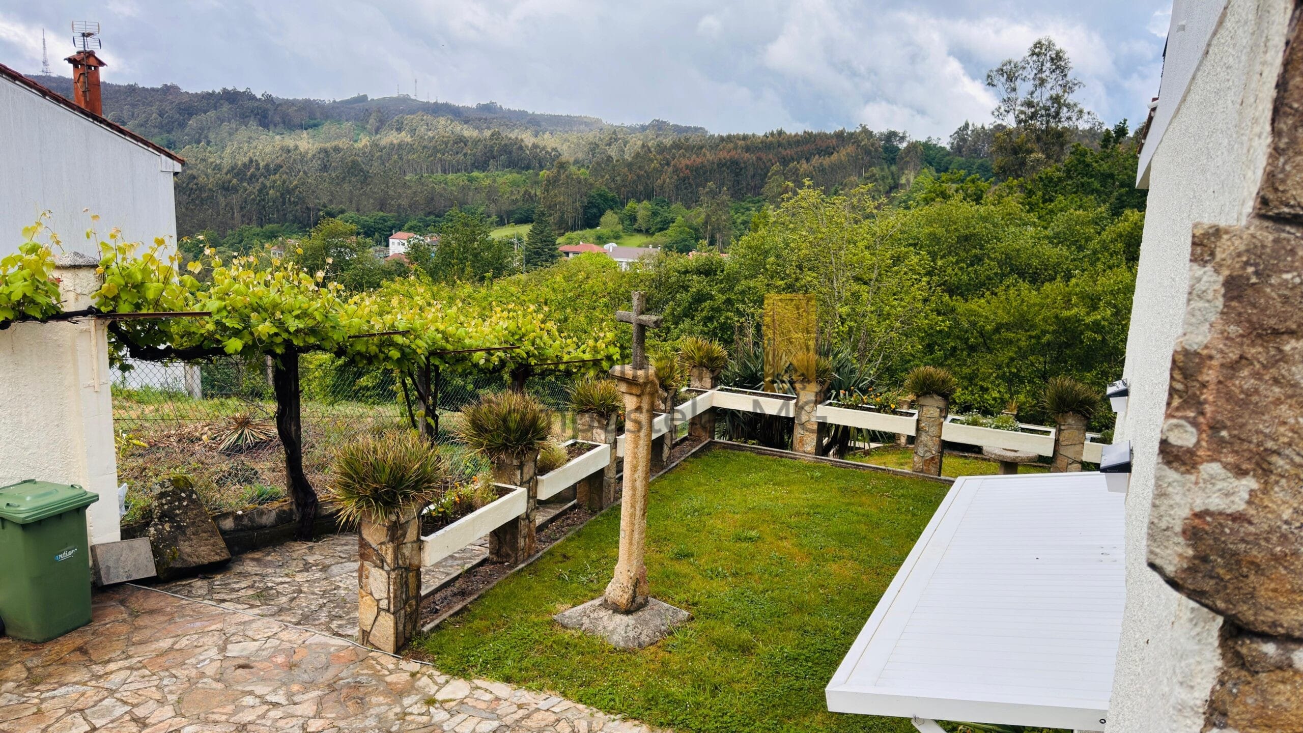 Casa Chalet independiente en venta en Calle do Romaño (35)