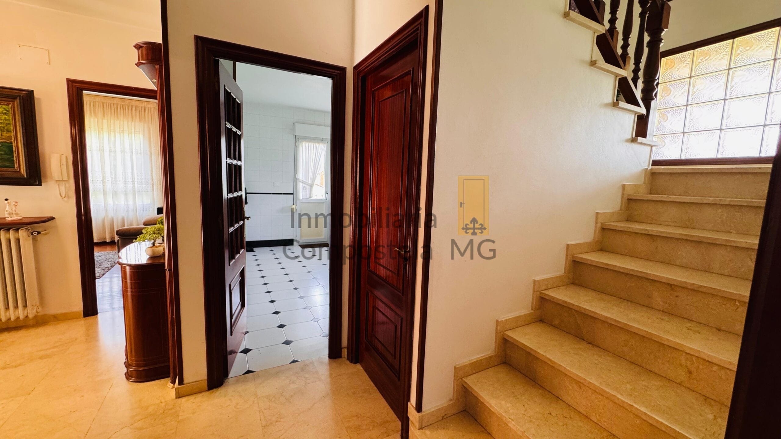 Casa Chalet independiente en venta en Calle do Romaño (4)
