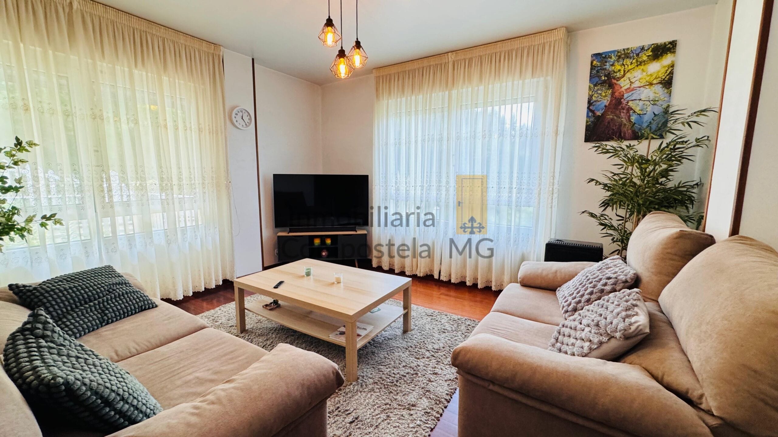 Casa Chalet independiente en venta en Calle do Romaño (46)