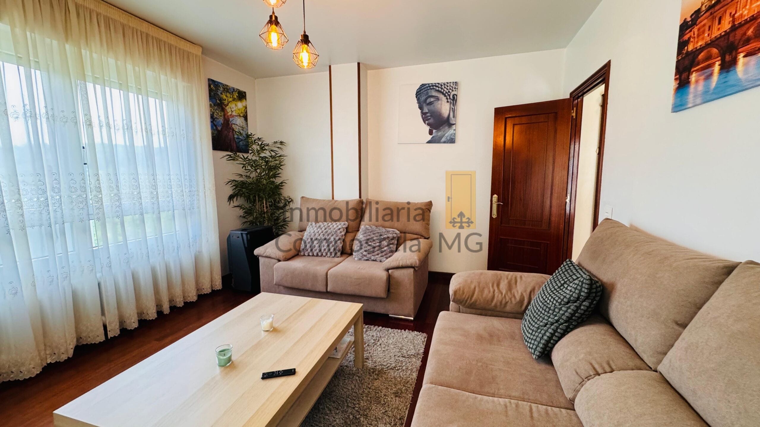 Casa Chalet independiente en venta en Calle do Romaño (48)