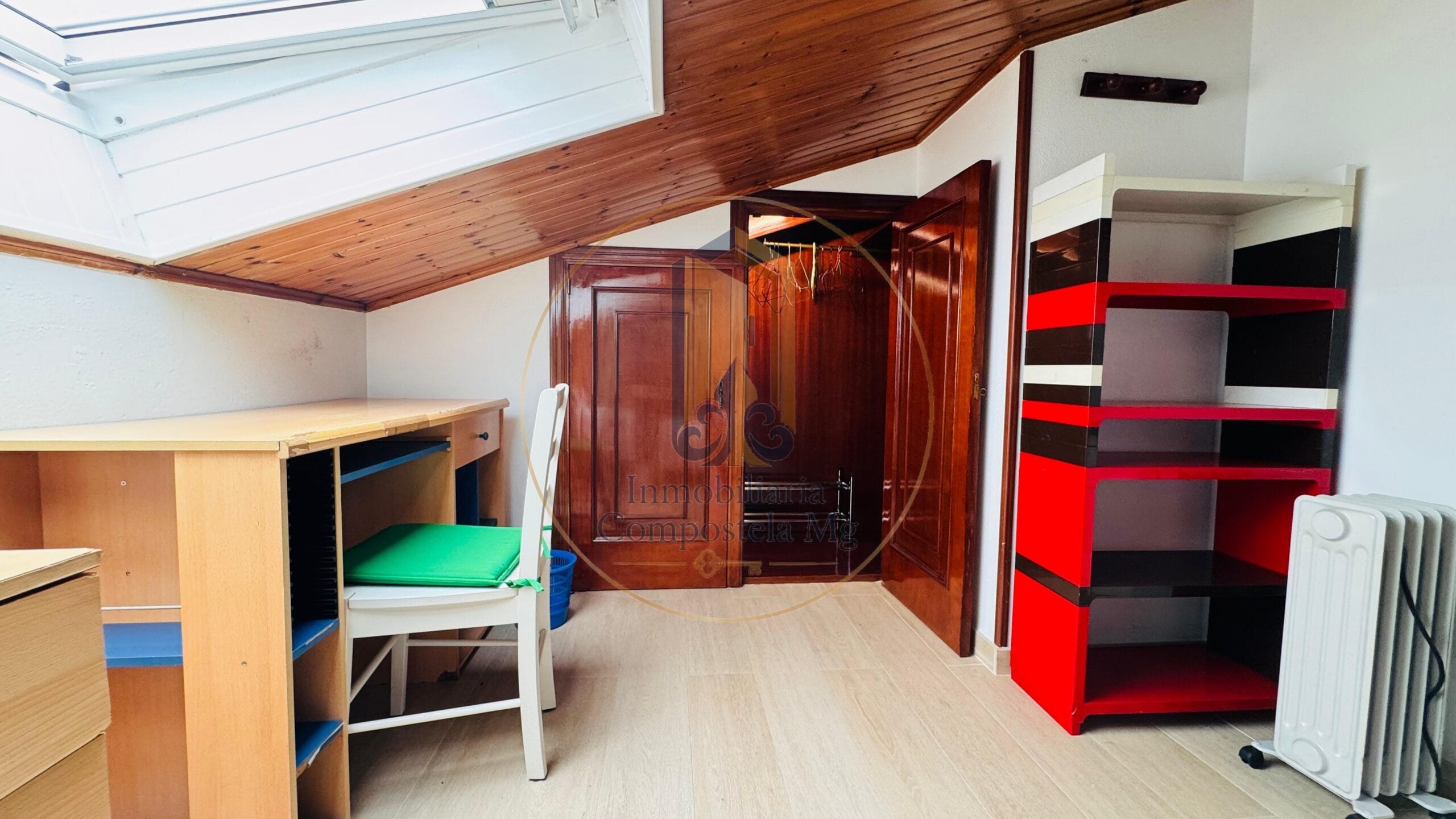 Ático en alquiler para estudiantes en calle do Hórreo INMOBILIARIA COMPOSTELA MG (10)