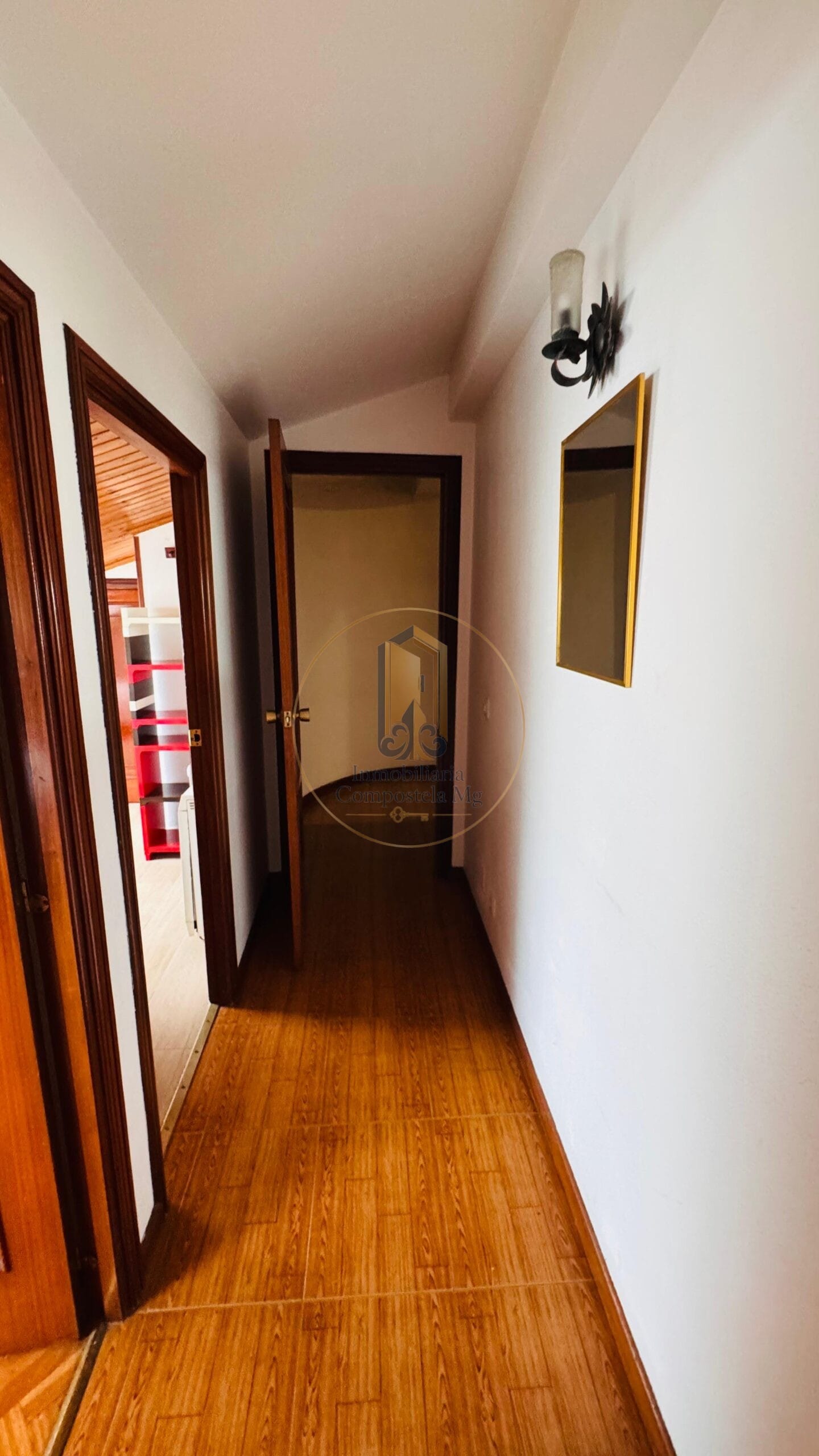 Ático en alquiler para estudiantes en calle do Hórreo INMOBILIARIA COMPOSTELA MG (4)